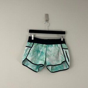 Lululemon Tracker Shorts II Spray Dye White Blue Tropics/Black Size 6
